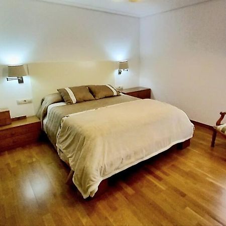 ビラノーバ・デ・アロウサRias Bajas Apartamento Con Jardinアパートメント エクステリア 写真